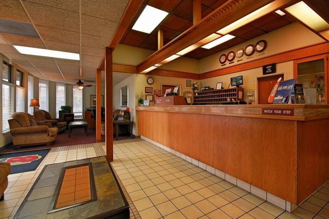 Costa Mesa Inn - Newport Beach Area المظهر الخارجي الصورة