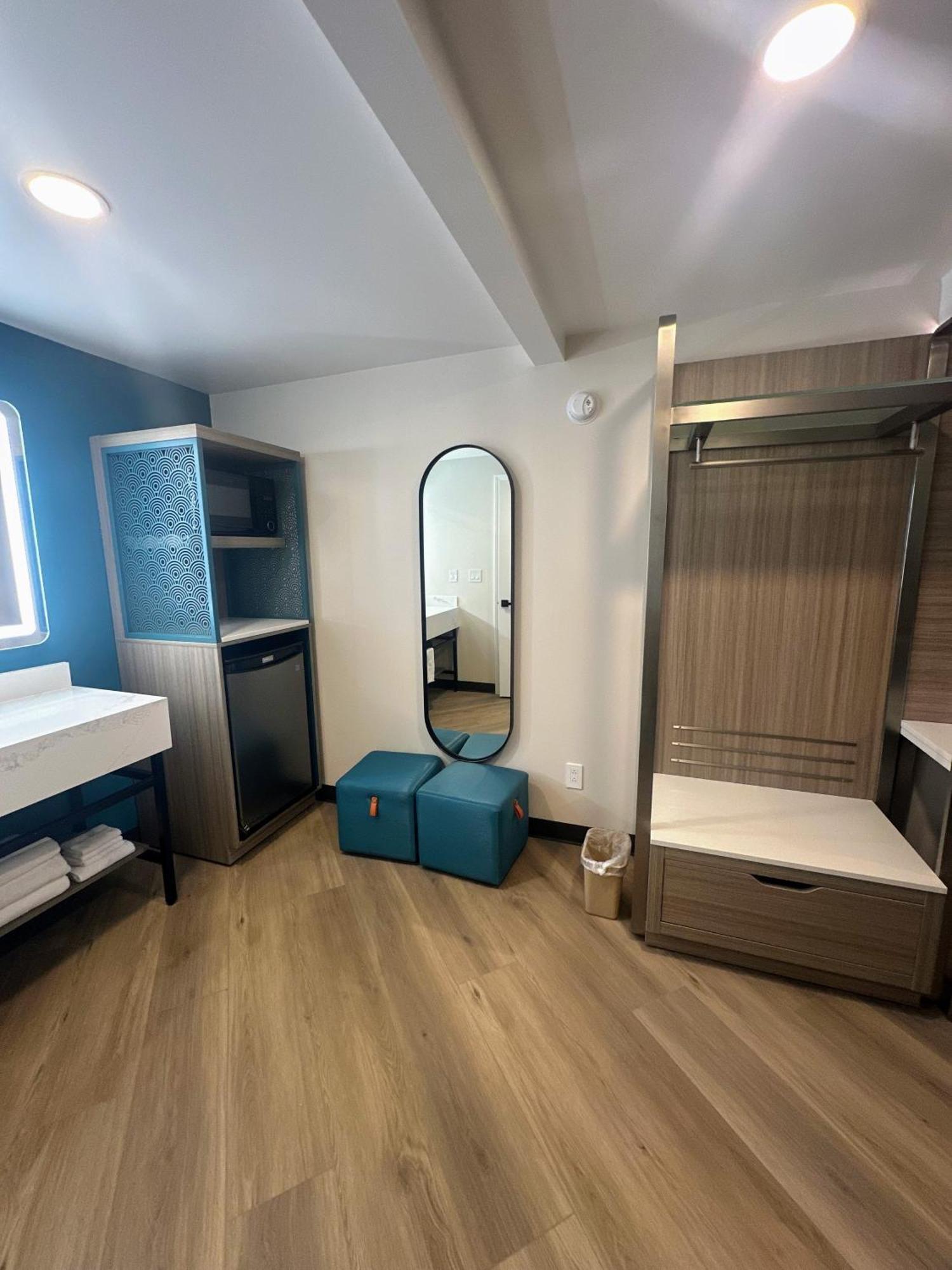 Costa Mesa Inn - Newport Beach Area المظهر الخارجي الصورة