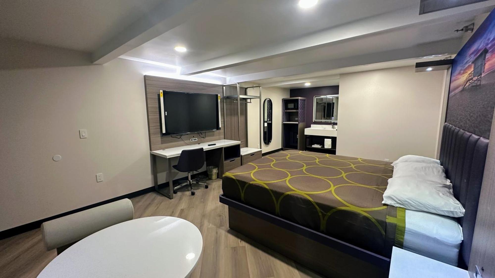 Costa Mesa Inn - Newport Beach Area المظهر الخارجي الصورة